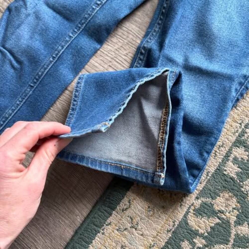 Old Navy Rockstar and Super Skinny Jeans Bundle Women size 4 - Picture 5 of 7